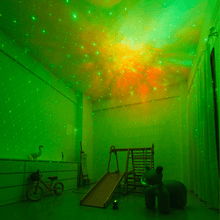 Carregar imagem no visualizador da galeria, Projetor Astronauta Mini - Galaxys Lights
